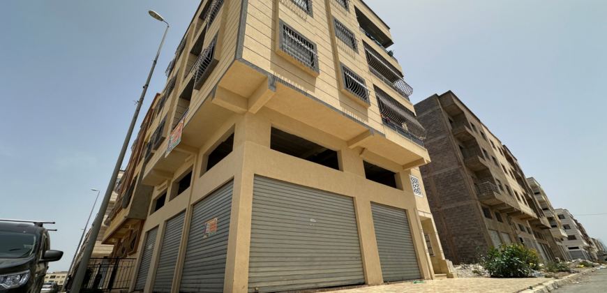 Deux locaux commerciaux à vendre à Bouznika