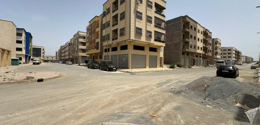 Deux locaux commerciaux à vendre à Bouznika